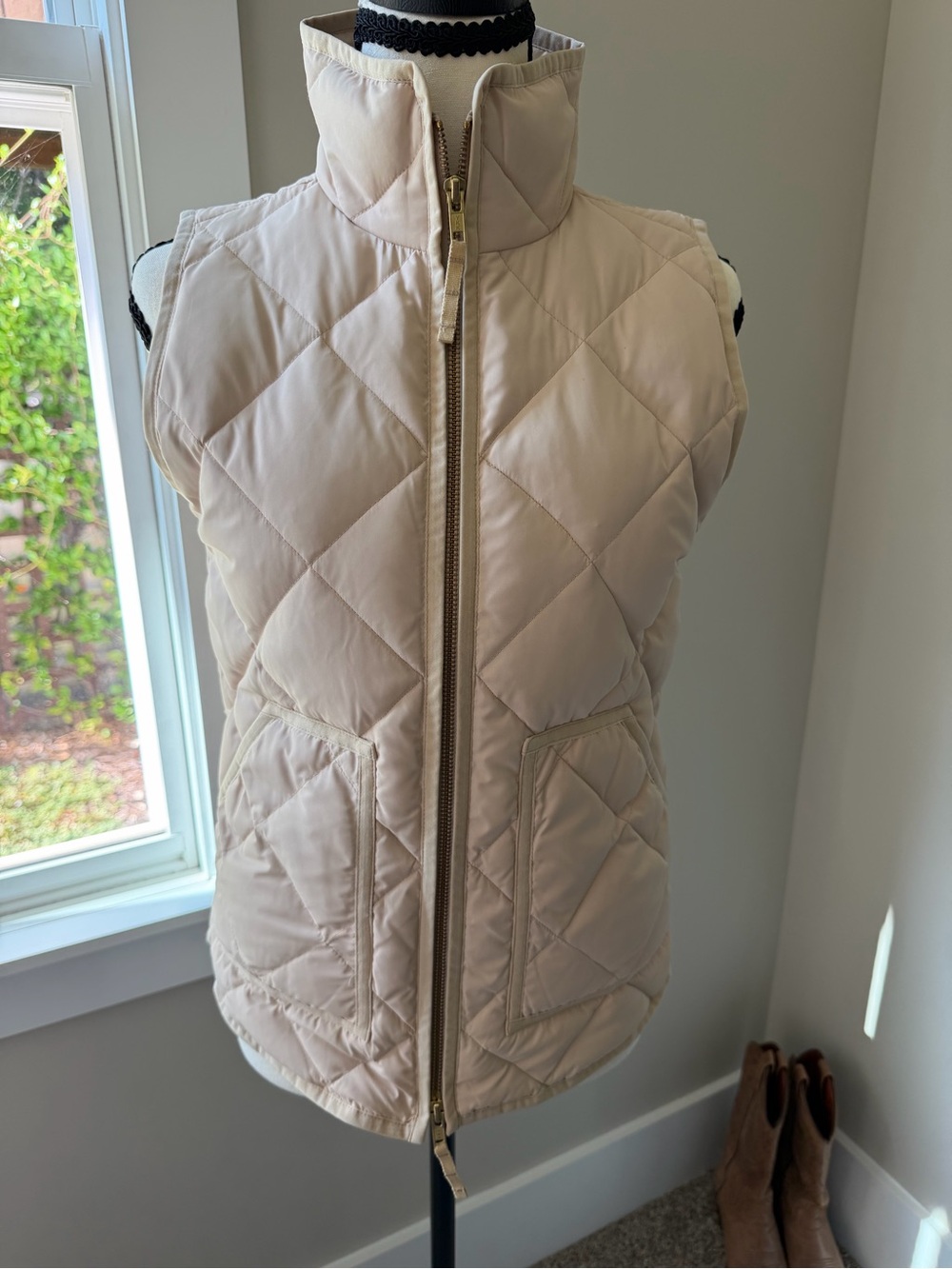 J. Crew Quilted Sleeveless Puffer Vest - Cream
